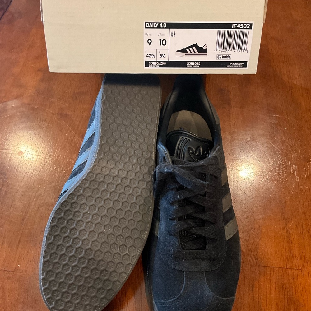 Adidas Men's Black Suede Daily 4.0 Sneakers - Picture 4 of 5